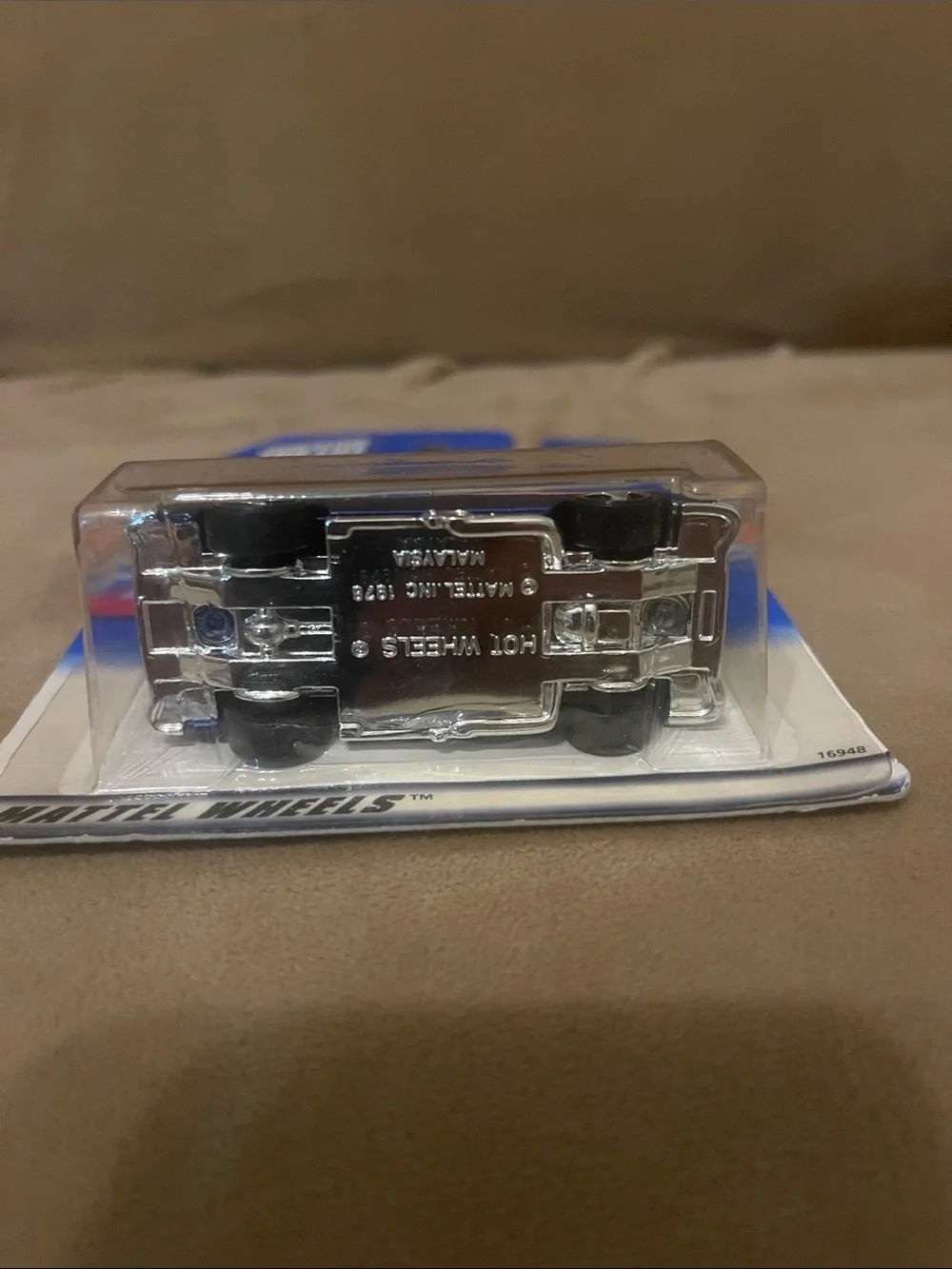 Mattel Hot Wheels Blue '55 Chevy Die-Cast Car - Picture 3 of 5